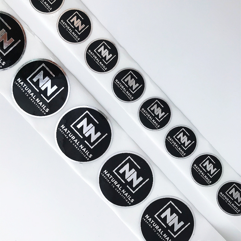 化粧品包装用の粘着ステッカー